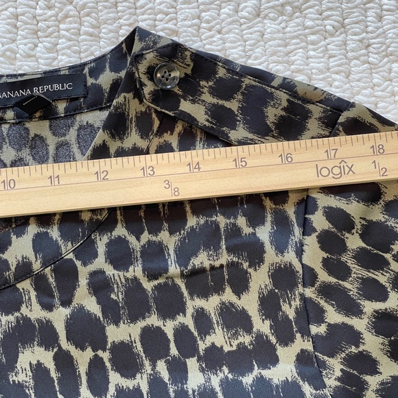 Banana Republic Short Sleeve Leopard Print Utility Sheath Dress - Picture 13 of 16